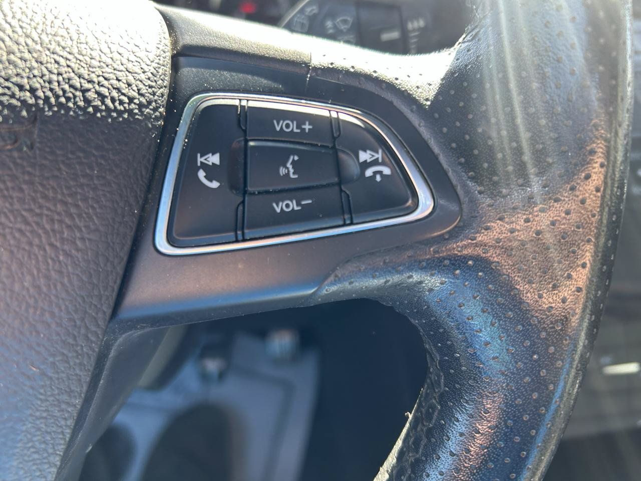 Used 2017 Ford Focus ST FWD image 19