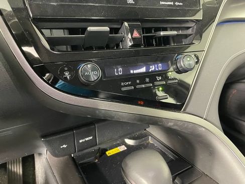 Used 2024 Toyota Camry XSE w/ Navigation Package AWD/4WD image 8