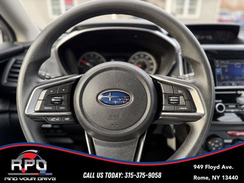 Used 2018 Subaru Impreza 2.0i Premium image 17