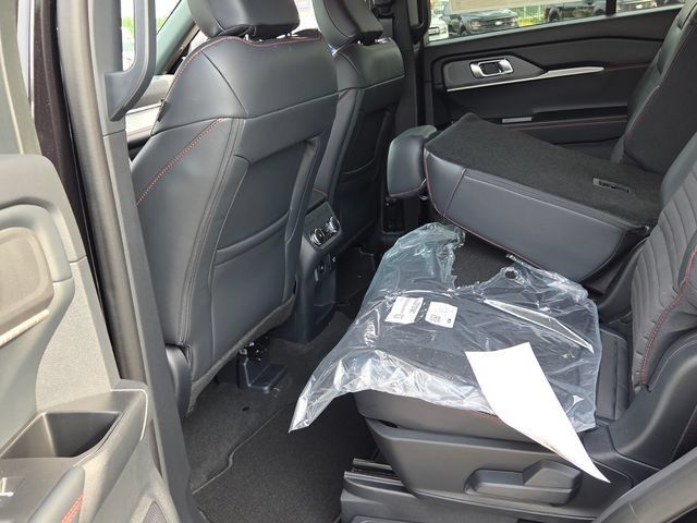 New 2026 Ford Explorer ST-Line w/ Premium Package RWD image 40