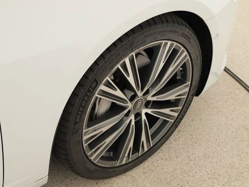 Certified 2024 Audi A6 Premium Plus w/ Premium Plus Package AWD/4WD image 34
