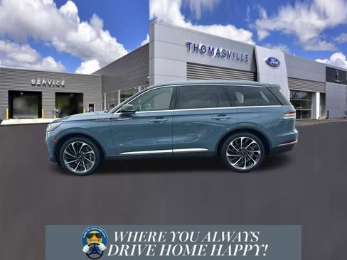 Used 2025 Lincoln Aviator Reserve w/ Luxury Package RWD image 5