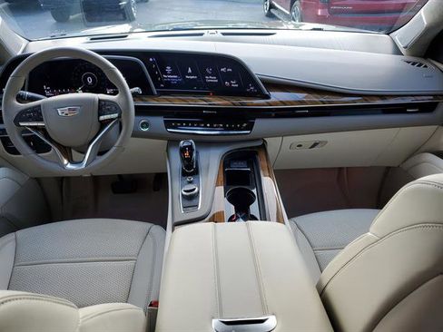 Certified 2023 Cadillac Escalade ESV Sport Platinum RWD image 17