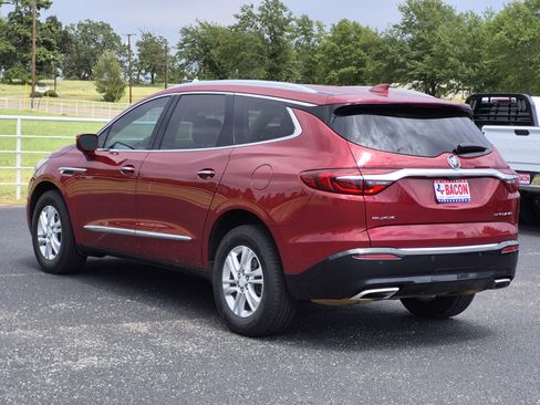 Used 2018 Buick Enclave Premium w/ Trailering Package FWD image 4