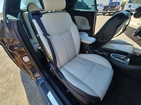 Used 2013 Chrysler 200 Limited FWD image 24