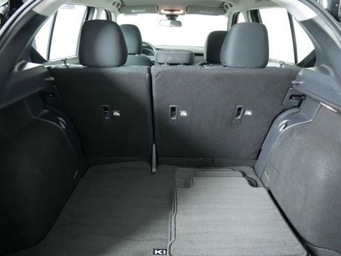 Used 2022 Nissan Kicks SV FWD image 17