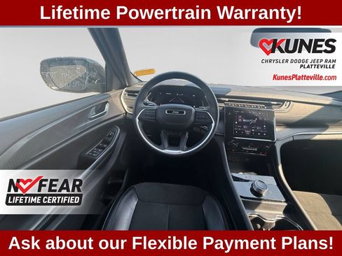 Used 2024 Jeep Grand Cherokee Altitude AWD/4WD image 15