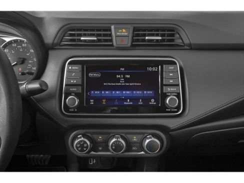 Used 2020 Nissan Versa S FWD image 10