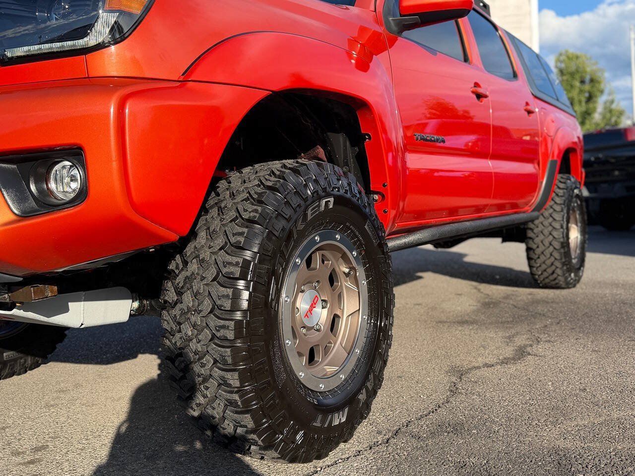 Used 2015 Toyota Tacoma TRD Pro w/ Off Road Towing Package AWD/4WD image 94