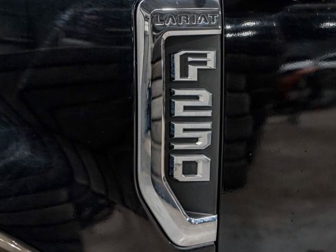 Used 2019 Ford F250 Lariat w/ Lariat Ultimate Package AWD/4WD image 53