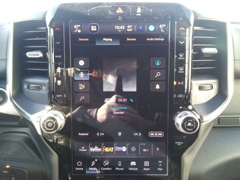 New 2026 RAM 3500 Laramie w/ Towing Technology Group image 20