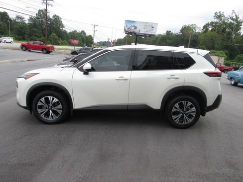 Used 2021 Nissan Rogue SV FWD image 7