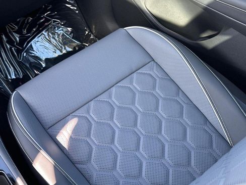 New 2026 Volkswagen Tiguan SEL R-Line image 14