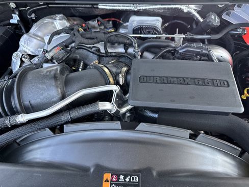 New 2026 GMC Sierra 2500 Denali Ultimate AWD/4WD image 32