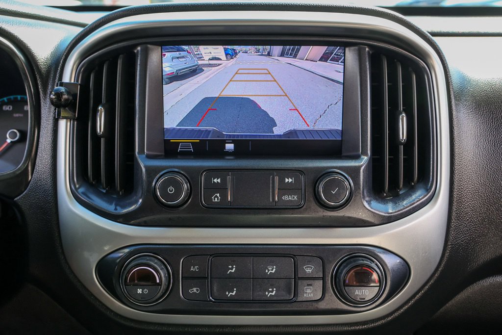 Used 2021 Chevrolet Colorado LT w/ Luxury Package RWD image 29
