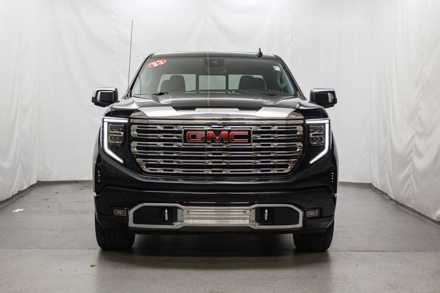 Used 2023 GMC Sierra 1500 Denali w/ Denali Reserve Package AWD/4WD image 3