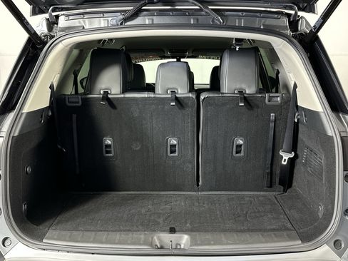 Used 2022 Nissan Pathfinder SL w/ Cargo Package image 29