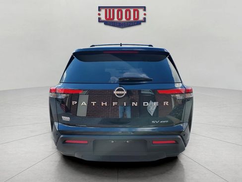 Used 2024 Nissan Pathfinder SV AWD/4WD image 3