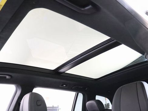 Used 2024 Mercedes-Benz GLS 63 AMG 4MATIC image 7