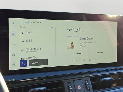 Certified 2023 Lexus ES 350 w/ Premium Package image 18