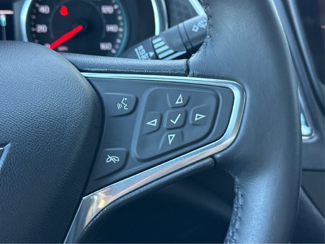 Used 2017 Chevrolet Malibu LT FWD image 32