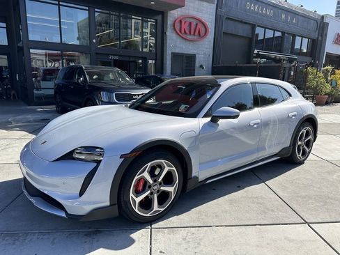 Used 2022 Porsche Taycan 4S image 1