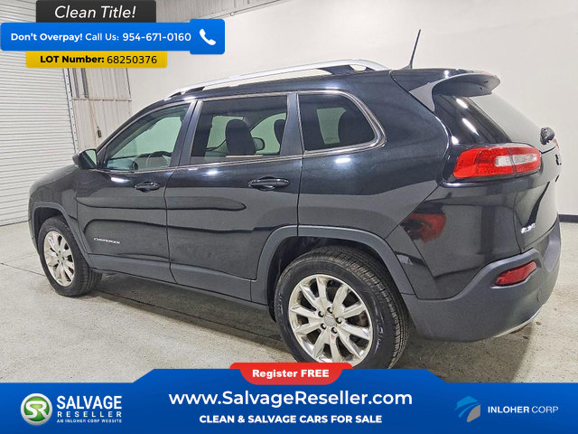 Used 2016 Jeep Cherokee Limited AWD/4WD image 3