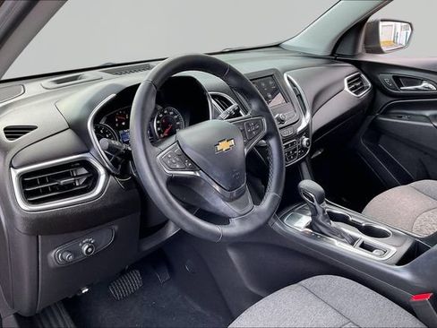 Used 2024 Chevrolet Equinox LT FWD image 12