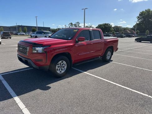 Used 2024 Nissan Frontier SV w/ Technology Package RWD image 13