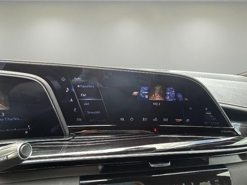 Used 2023 Cadillac Escalade ESV Sport w/ Touring Package image 7