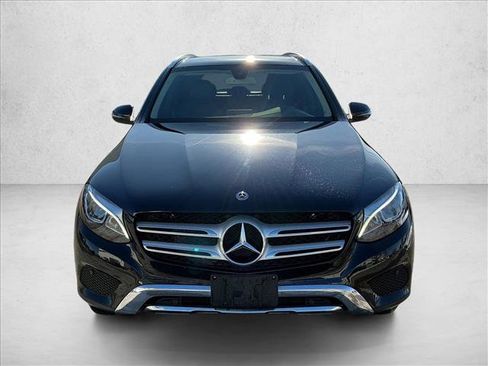 Certified 2019 Mercedes-Benz GLC 300 4MATIC image 2
