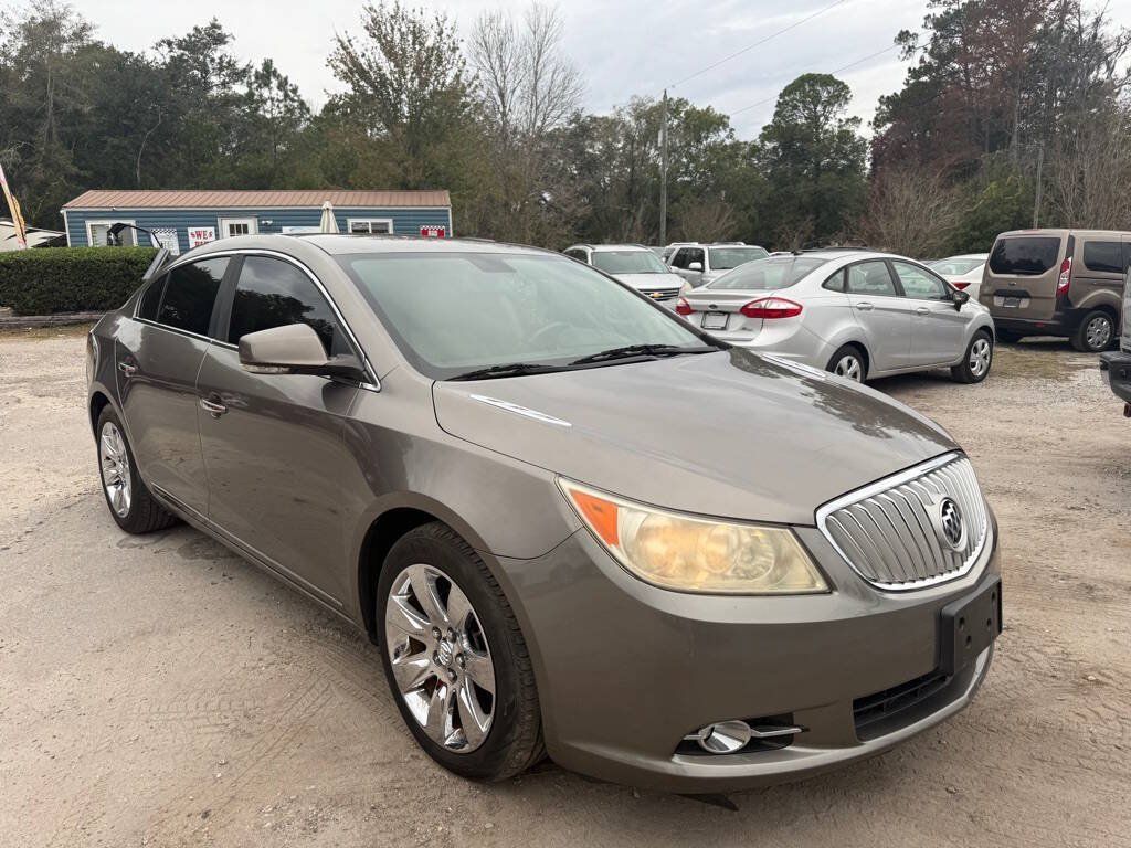 Used 2010 Buick LaCrosse CXL w/ Luxury Package FWD image 3
