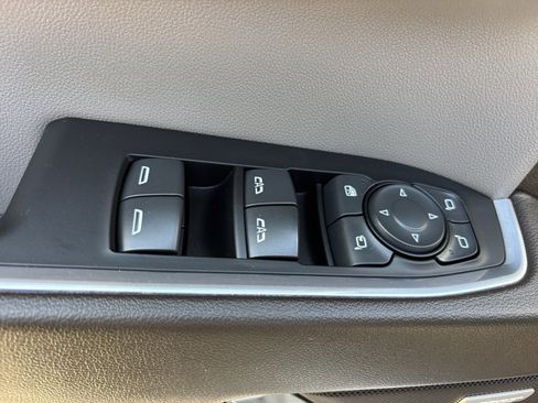 Used 2023 Chevrolet Silverado 1500 LTZ w/ LTZ Premium Package image 25