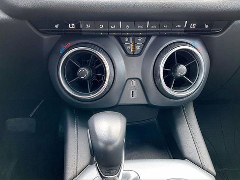 Used 2022 Chevrolet Blazer LT w/ Midnight/Sport Edition image 24