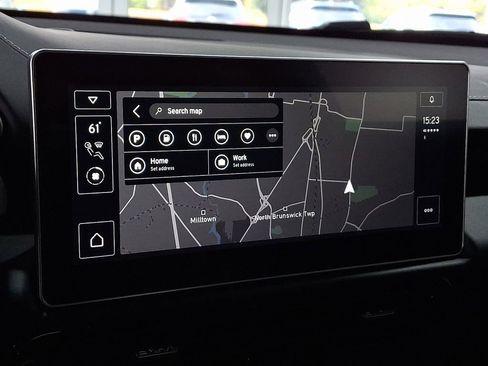 Used 2025 Lotus Emira image 11