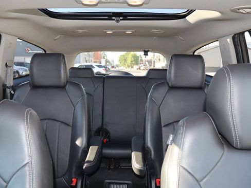 Used 2017 Buick Enclave Premium w/ Experience Buick Package AWD/4WD image 8