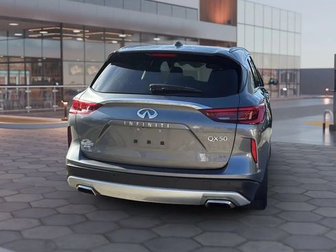 Used 2019 INFINITI QX50 Essential w/ Premium Heat Package AWD/4WD image 11