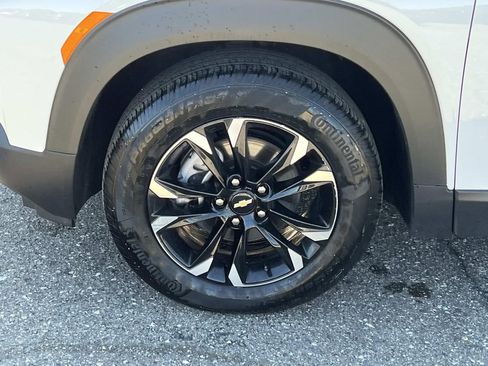 Used 2023 Chevrolet TrailBlazer LT FWD image 26