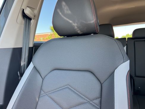 New 2026 Volkswagen Atlas Peak Edition AWD/4WD image 21