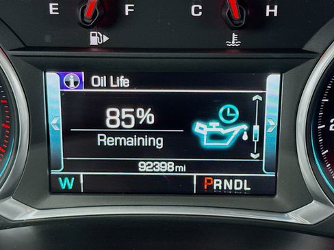 Used 2018 Chevrolet Malibu LT w/ Driver Confidence Package FWD image 8