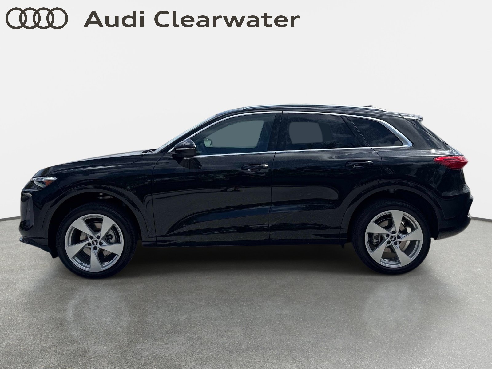 New 2026 Audi Q5 Premium Plus AWD/4WD image 2