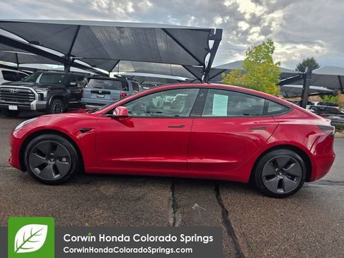 Used 2023 Tesla Model 3 Standard Range image 4