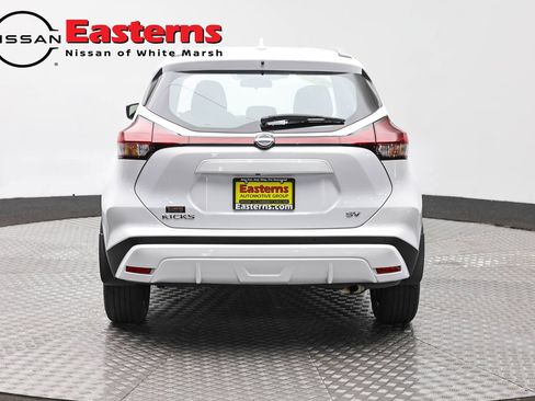 Used 2024 Nissan Kicks SV FWD image 6
