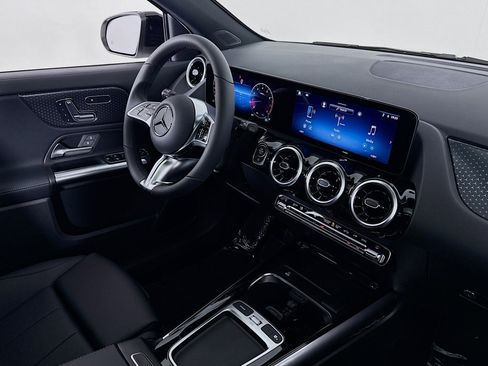 New 2026 Mercedes-Benz GLA 250 image 15