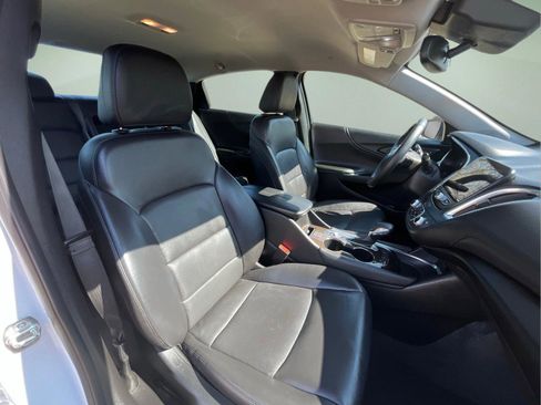Used 2024 Chevrolet Malibu LT FWD image 34