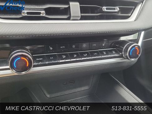 Used 2026 Chevrolet Equinox LT w/ Convenience Package II FWD image 21