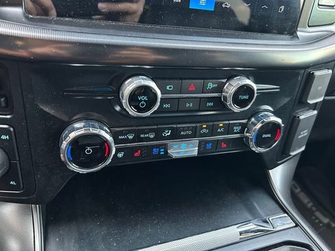 Used 2025 Ford F150 Lariat image 26