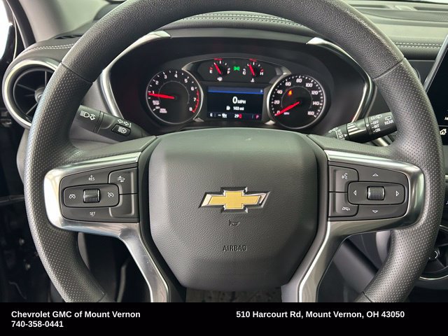 Used 2025 Chevrolet Blazer LT w/ Convenience Package FWD image 16