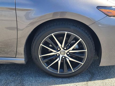 Used 2023 Toyota Camry SE image 32