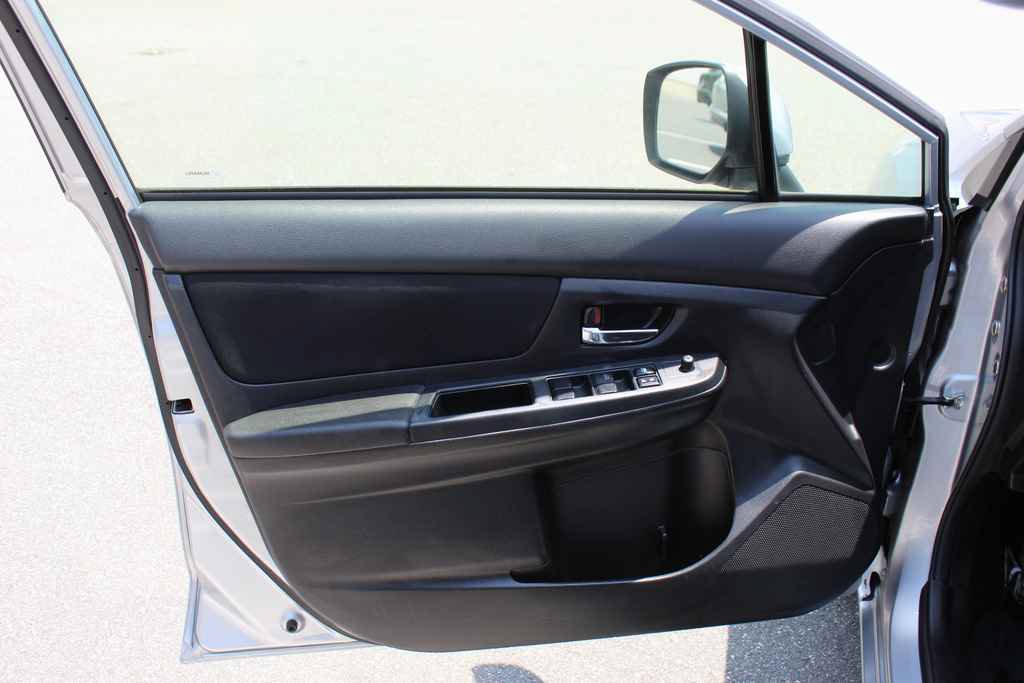 Used 2014 Subaru Impreza 2.0i Premium AWD/4WD image 12